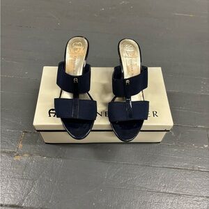 Etienne Aigner shoes